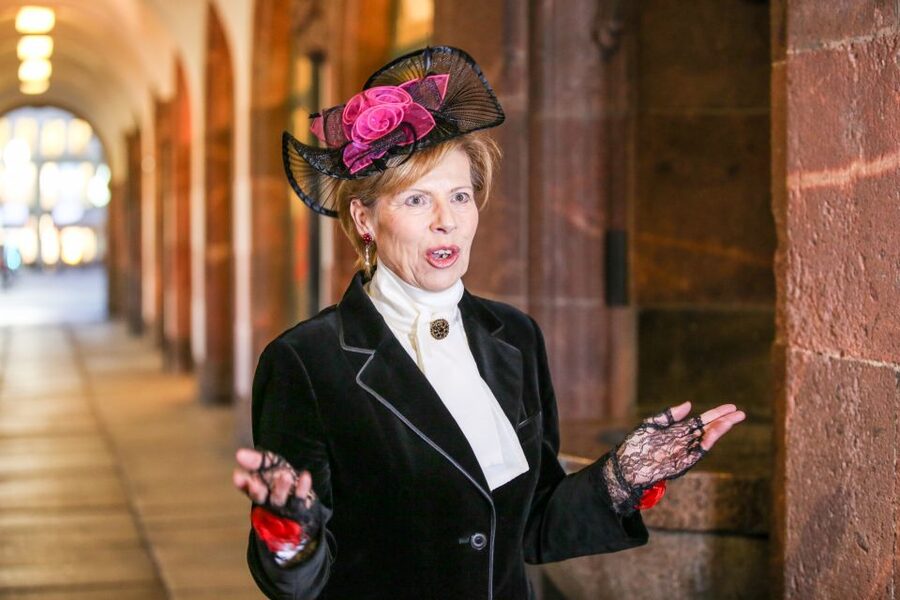 1.5-Hour Historical Tour of Leipzig with Costumed Guide - Leipzig nightlife history, told like a street story