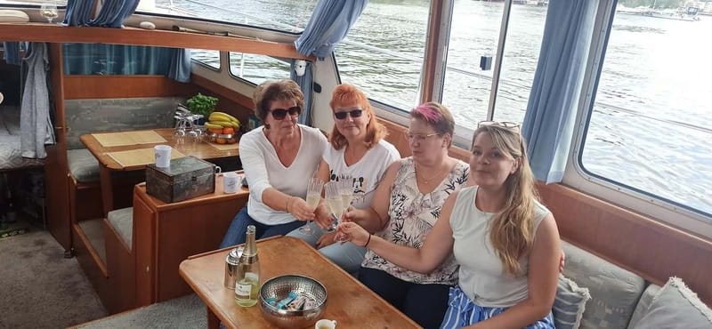 4h Unforgettable Tour with Skipper, "Seven Lakes Cruise" - Babelsberg Castle and Glienicke Bridge, the Bridge of Spies photo moment