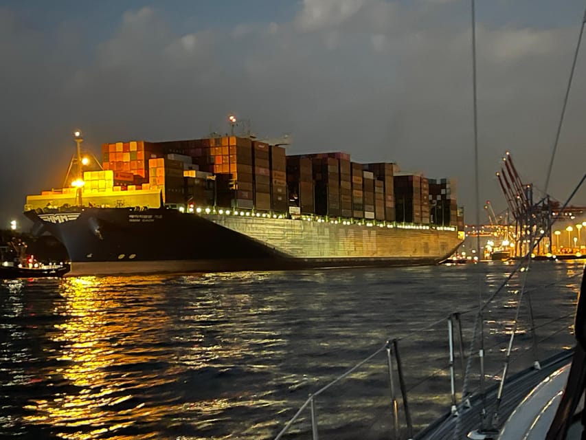 "After Work" - Sailing-Yacht Cruising Event, Hamburg/Elbe - What You Actually Do on Board, Not Just What You See