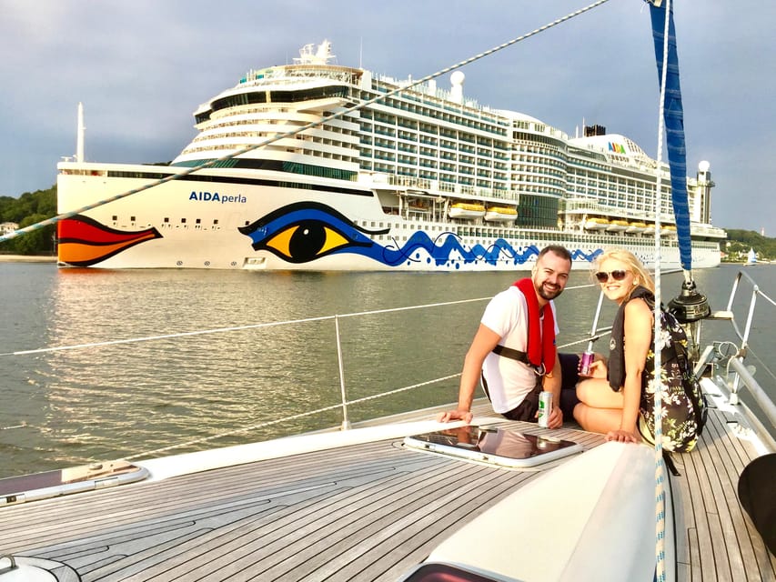 "After Work" - Sailing-Yacht Cruising Event, Hamburg/Elbe - Price and Value: What $70 Buys You for 2 Hours
