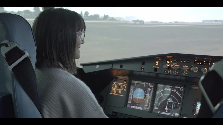 Airbus Flightsimulator | Flying Experience | adults&children - Family-friendly flight time with a private group setup