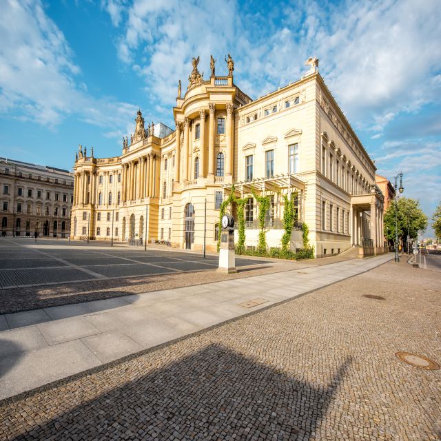 Albert Einstein in Berlin Private Guided Tour - The guide experience: facts, myths, and story you can repeat