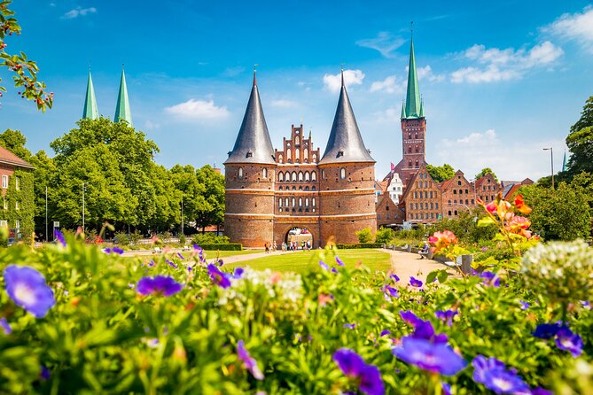All-in-One: Beautiful Lübeck: Shore Excursion from Kiel Port - Transportation comfort and group size: what $85.54 buys you
