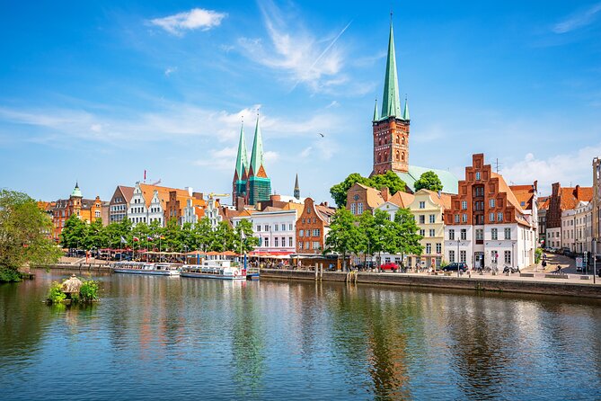 All-in-One: Beautiful Lübeck: Shore Excursion from Kiel Port - The Markt free time: where to eat, snack, and shop on your terms