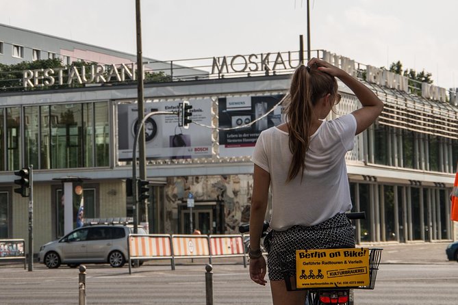 Alternative Berlin Bike Tour - Off the Beaten Tracks in Small Groups - Traffic reality: the main thing that can change your experience