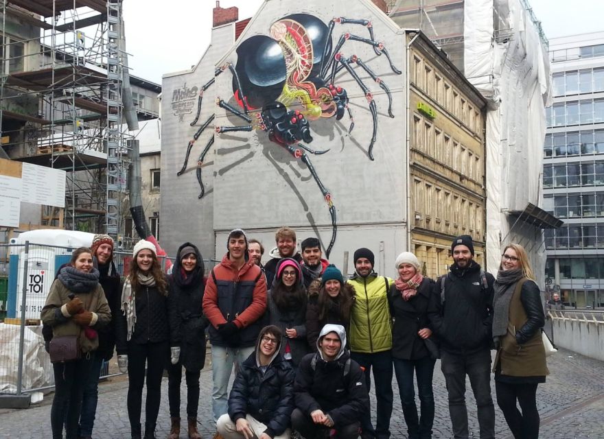 Alternative Hamburg / Street Art Private Tour - Millerntor stadium, St Pauli culture, and the music scene connection