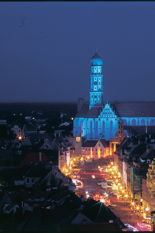 Augsburg: Illuminated Guided Evening Walking Tour - Maximilianstraße’s Imperial Mile, plus Fugger houses and palaces
