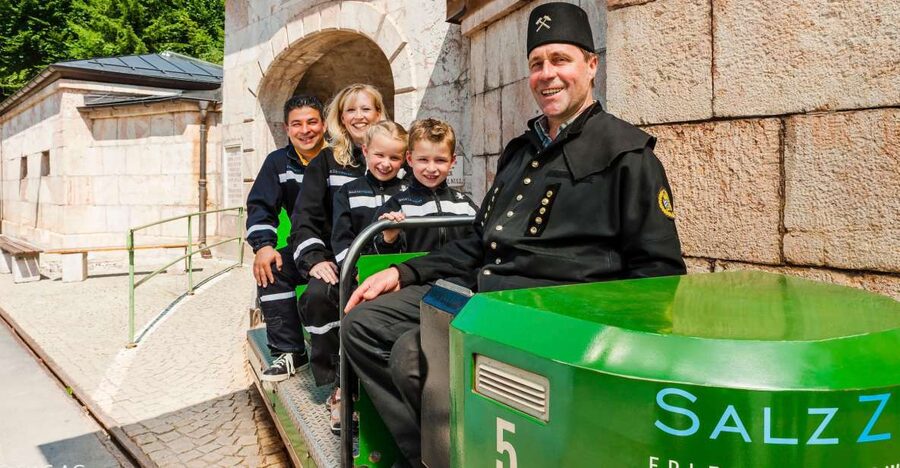 Bavarian Salt Mine Tour and Berchtesgaden - Berchtesgaden time: Silent Night connections, apple strudel breaks, and winter markets