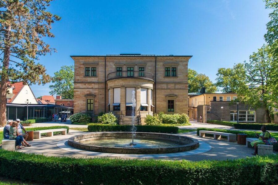 Bayreuth: Private Guided Walking Tour - Bayreuth in 90 minutes, starting at Wahnfried Museum