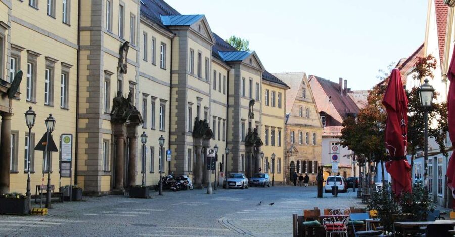Bayreuth: Private Guided Walking Tour - Richard Wagner and the Wahnfried Museum, your first “anchor” stop