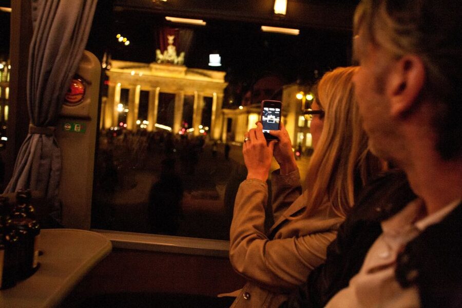 Berlin: 1.5-Hour Comedy Bus Tour in German - FAQ