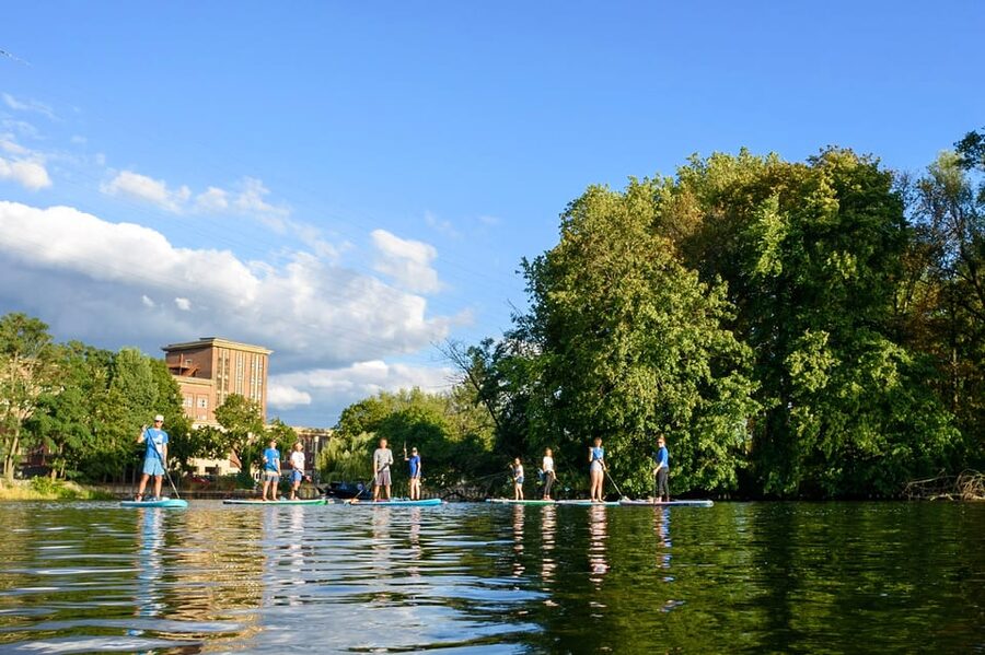 Berlin: 1.5-Hour Stand-Up Paddle Boarding Tour - What to bring, what is provided, and what rules you should follow