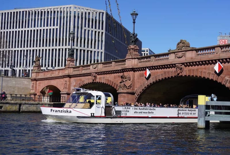 Berlin: 1-Hour Boat Tour with Bilingual Guide (Ger/Eng) - Key things that make this Spree cruise worth your time