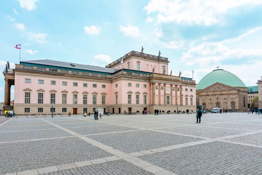 Berlin: 1-Hour Guided Tour of the Historic Center - Timing and pace: what you really get in 60 minutes