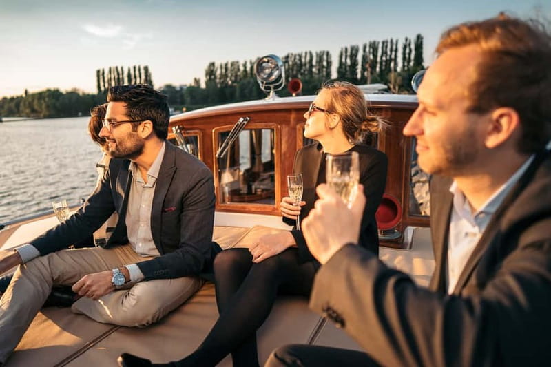 Berlin: 1h Boutiquestyle-Cruise on the Electric FITZGERALD - Should you book the Electric Fitzgerald Spree cruise?