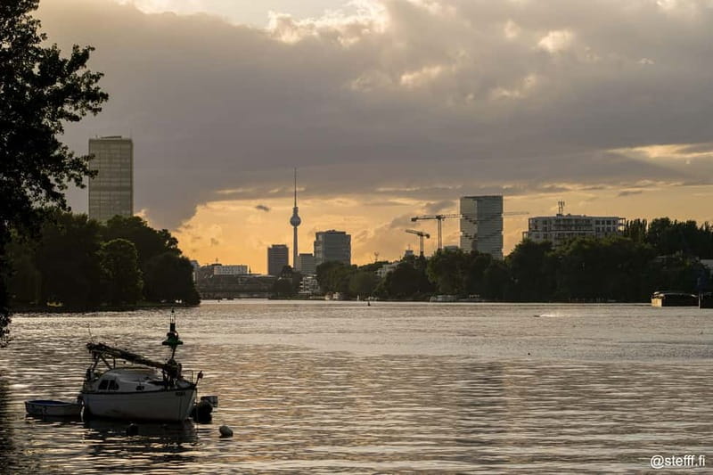 Berlin: 2.5-Hour Beer & Sunset Sightseeing Boat Cruise - The 2.5-Hour Route, What It Looks Like, and Why It’s Good Value