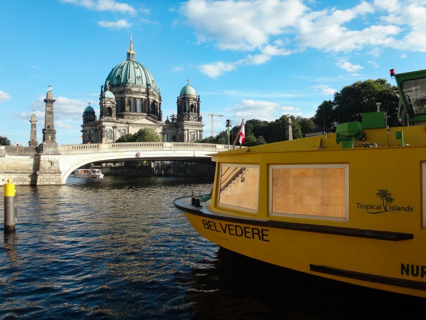 Berlin: 2.5-Hour East Side Boat Cruise with Commentary - The 2.5-hour route: locks, bridges, and why this length matters