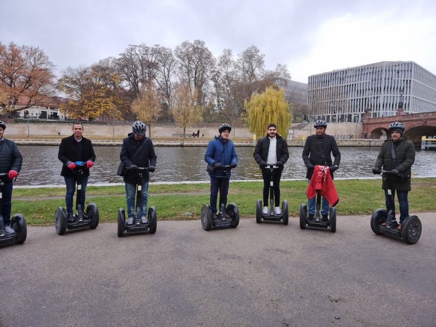 Berlin: 2-H VIP Private Guided Segway Tour - Brandenburg Gate to Potsdamer Platz: Government District Sights in Motion