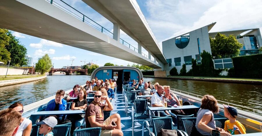 Berlin: 3.25-Hour Spree & Landwehrkanal Boat Tour - Key Points You’ll Care About