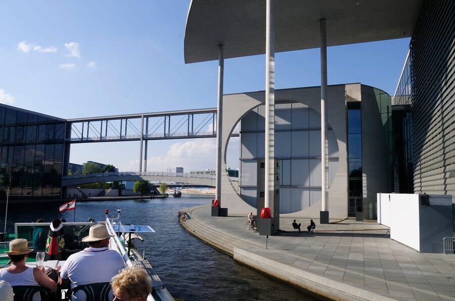 Berlin: 3.5-Hour Sightseeing Cruise on the Spree River - Should you book the Spree River sightseeing cruise?