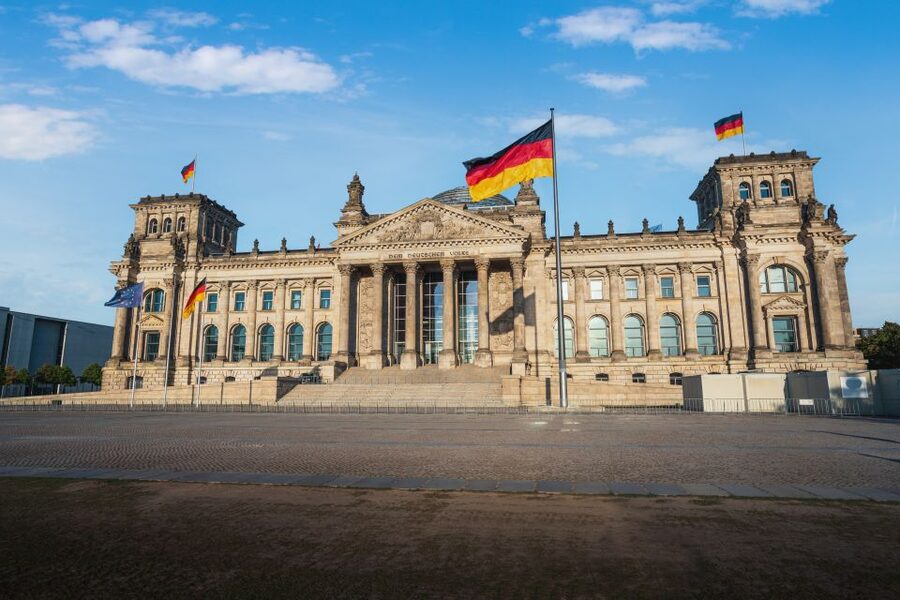 Berlin: 3-H Top Sights Guided E-Scooter Tour - Price and Value for an Active 3-Hour Overview