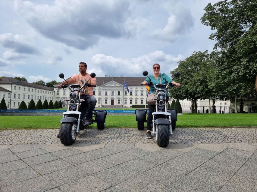 Berlin: 3-Hour Guided Small Group Fat Tire E-Scooter Tour - Reichstag Area to Brandenburg Gate: Big Photos, Calm Pedaling