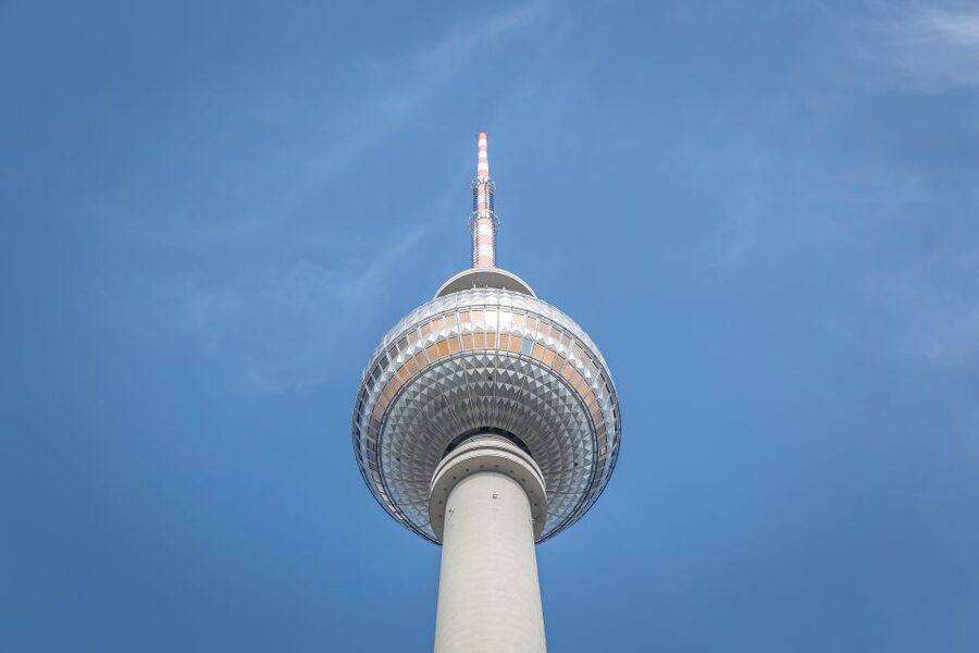 Berlin: 3-Hour Private Tour in French or Italian - Choosing 1 to 2 stops: how to make the time count