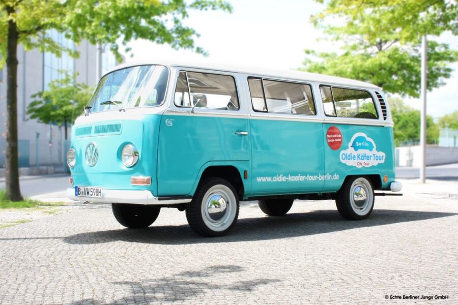 Berlin: 4-Hour Discovery Tour in VW Beetle - Where you can point the Beetle: Wannsee, Glienicke, and Sanssouci