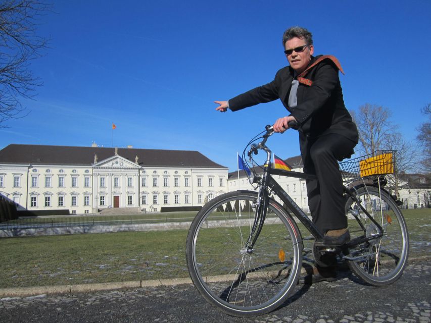 Berlin: 48-Hour or 72-Hour Bike Rental - Parks on two wheels: Tempelhofer Park and Treptower Park