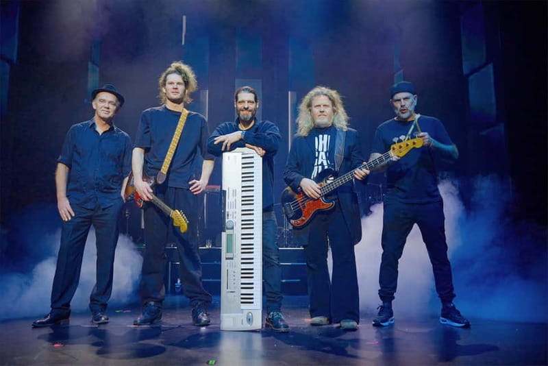 Berlin: "90s Forever - Hits & Acrobatics" - Varieté Show - Who This Show Fits Best (And Who Might Feel Meh)