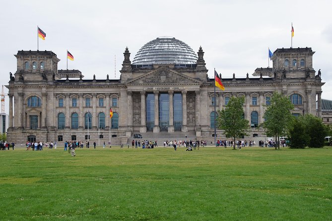 Berlin and National Socialism: Berlin under Nazism - Bundestag stop: from wartime damage to political rebirth