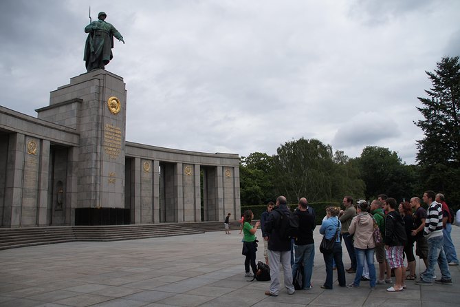 Berlin and National Socialism: Berlin under Nazism - Soviet Memorial Tiergarten: the war’s end seen from another side