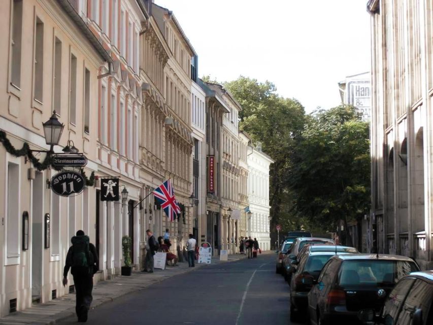 Berlin: Backyards of Berlin 2-Hour Tour - Sophie-Gips-Höfe and the idea of a revived district