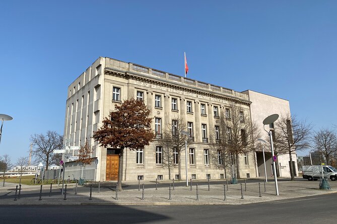Berlin Battlefield Tour - Operation Berlin 1945 (Small Group) - Meeting at Ella-Trebe-Straße and Getting Oriented at Berlin Central Station