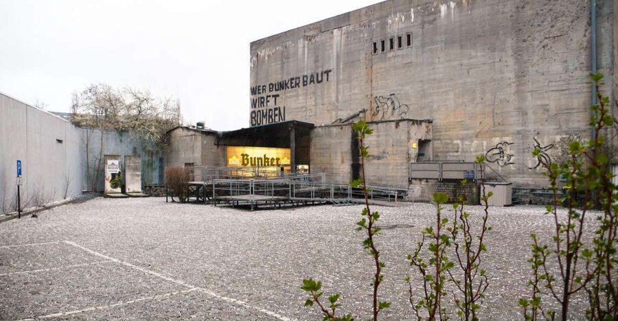 Berlin: Berlin Story Bunker Entry Ticket - The audio guide: how you should use it