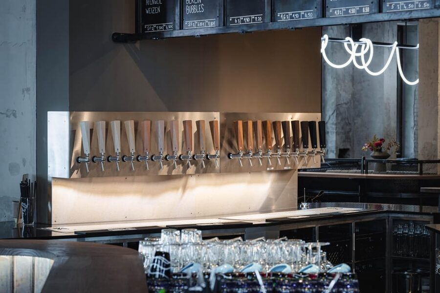 Berlin: BRLO Charlottenburg Tasting Session - Check-In at BRLO Charlottenburg and How the 90-Minute Session Flows