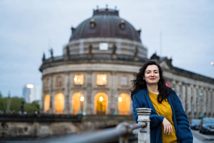 Berlin by Night: Private Photoshoot at Illuminated Cityscape - The metro hop and what it means for your schedule