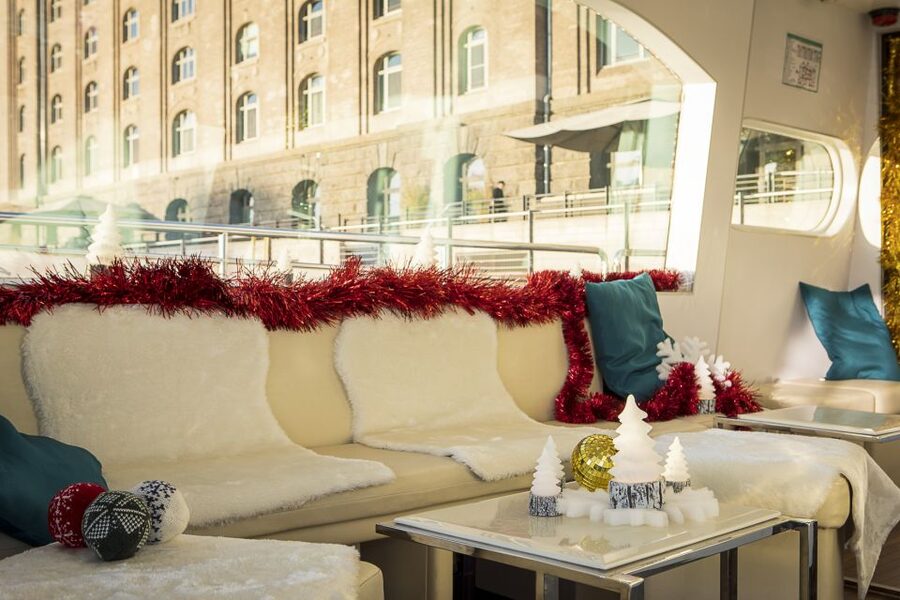 Berlin: Christmas Sightseeing Boat Tour - Key Highlights You Should Care About