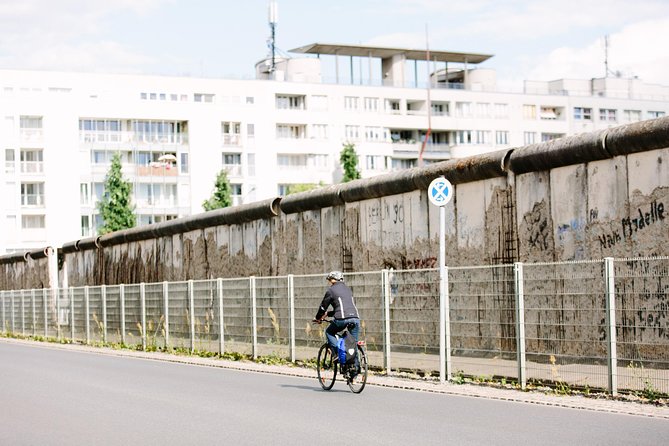 Berlin City Bike Tour with Beer Garden Stop - Tiergarten Park Break, Soviet Memorial, and the Beer Garden Lunch at Zollpackhof