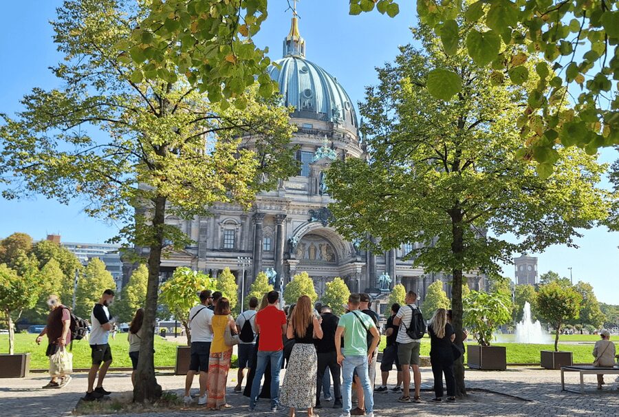 Berlin: City Highlights Express & Panorama Roof Terrace - Why the Berlin highlights route feels like orientation, not just sightseeing