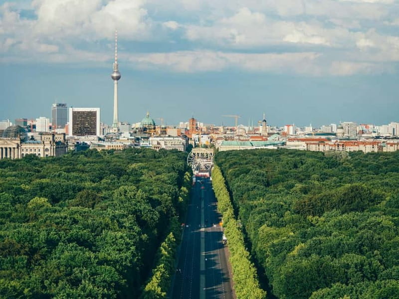 Berlin: City's Highlights Walking Tour - Memorial to the Murdered Jews of Europe: Reflect, Don’t Rush