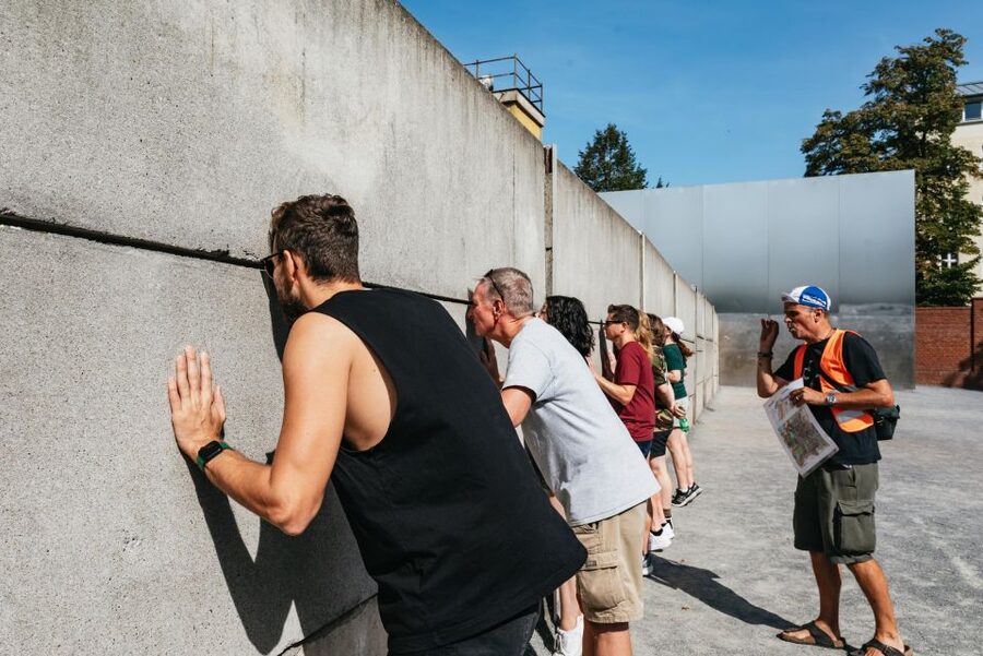 Berlin: Cold War Era History Guided Bike Tour - Checkpoint Charlie and the Cold War Symbols People Remember