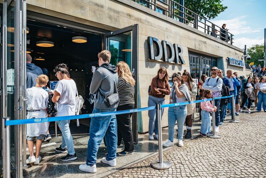 Berlin: DDR Museum Tickets - DDR apartments you can open, browse, and smell