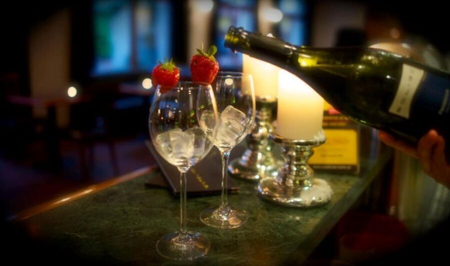 Berlin: Dinner in the Dark - Dinner in the dark at Unsicht-Bar, what actually changes