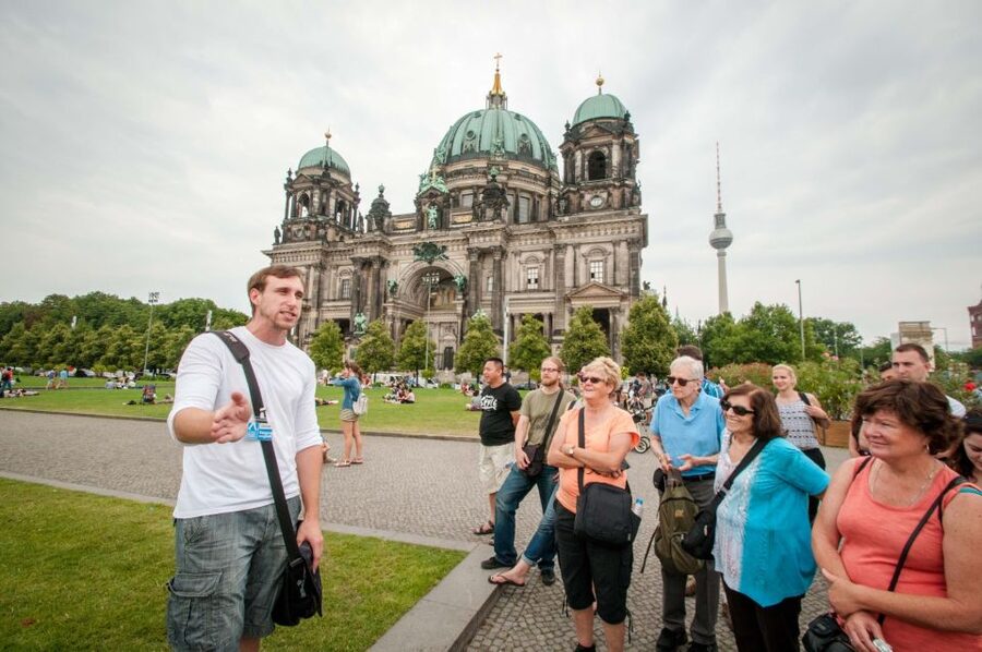 Berlin: Discover Berlin Walking Tour - Museum Island: where art, learning, and identity meet