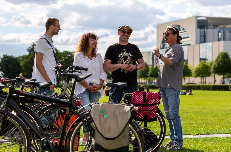 Berlin: E-Bike Tour of the Berlin Wall and Mitte Highlights - Key highlights worth your attention