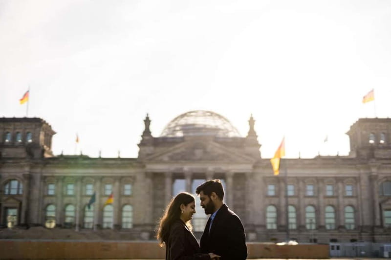 Berlin: Early Morning Private Photoshoot to avoid the Crowd - Why Berlin’s sunrise matters for photos (and not just vibes)
