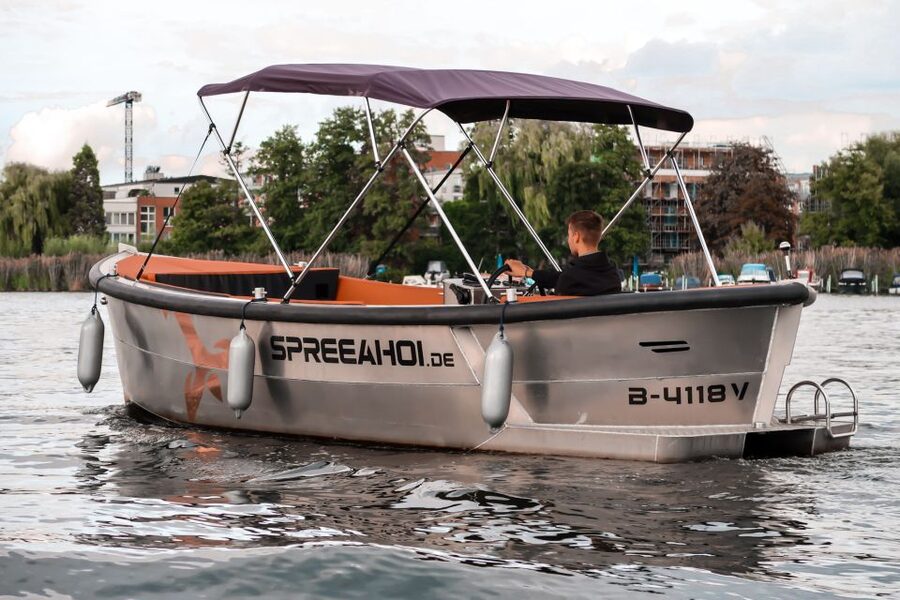Berlin: Electric Boat Rental for self-driving 2 hrs - Getting to Grünau and the port: the part most people forget to plan