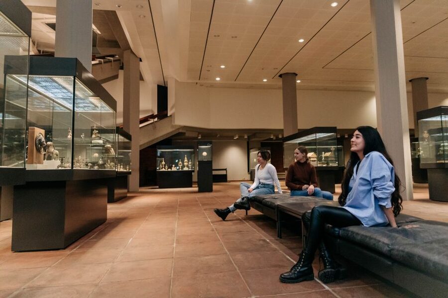 Berlin: Entry Ticket To The Kunstgewerbemuseum - What You’ll See: Reliquaries, Glass, Ceramics, Furniture, and Real Fashion