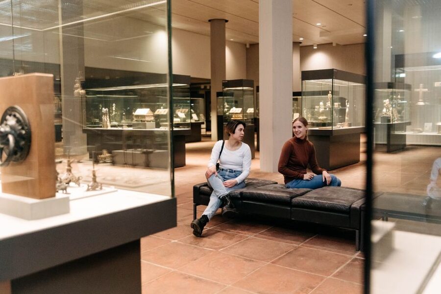 Berlin: Entry Ticket To The Kunstgewerbemuseum - How to Enjoy It Without an Audio Guide